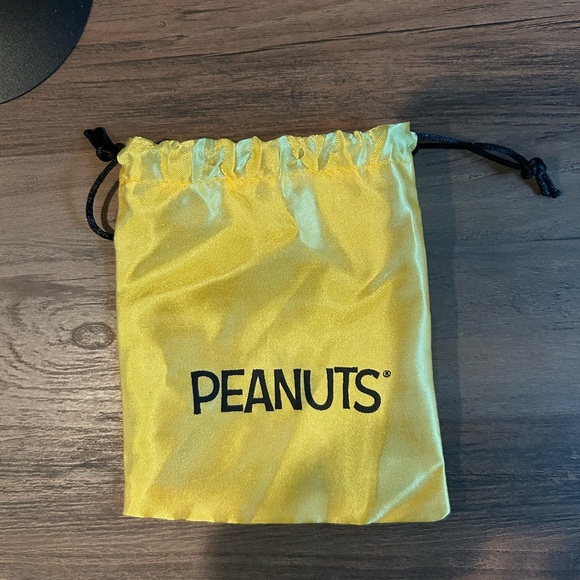 Peanuts/Snoopy Adjustable Charm Bracelet W/Pouch New!!❤️❤️ - Picture 5 of 5